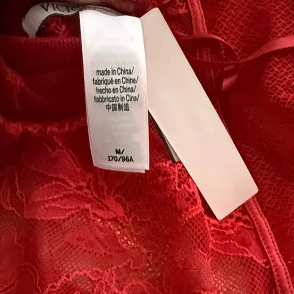 ** Victoria’s Secret ** Elegant Red Lace Lingerie Set adjustable with garter - M - Picture 9 of 13